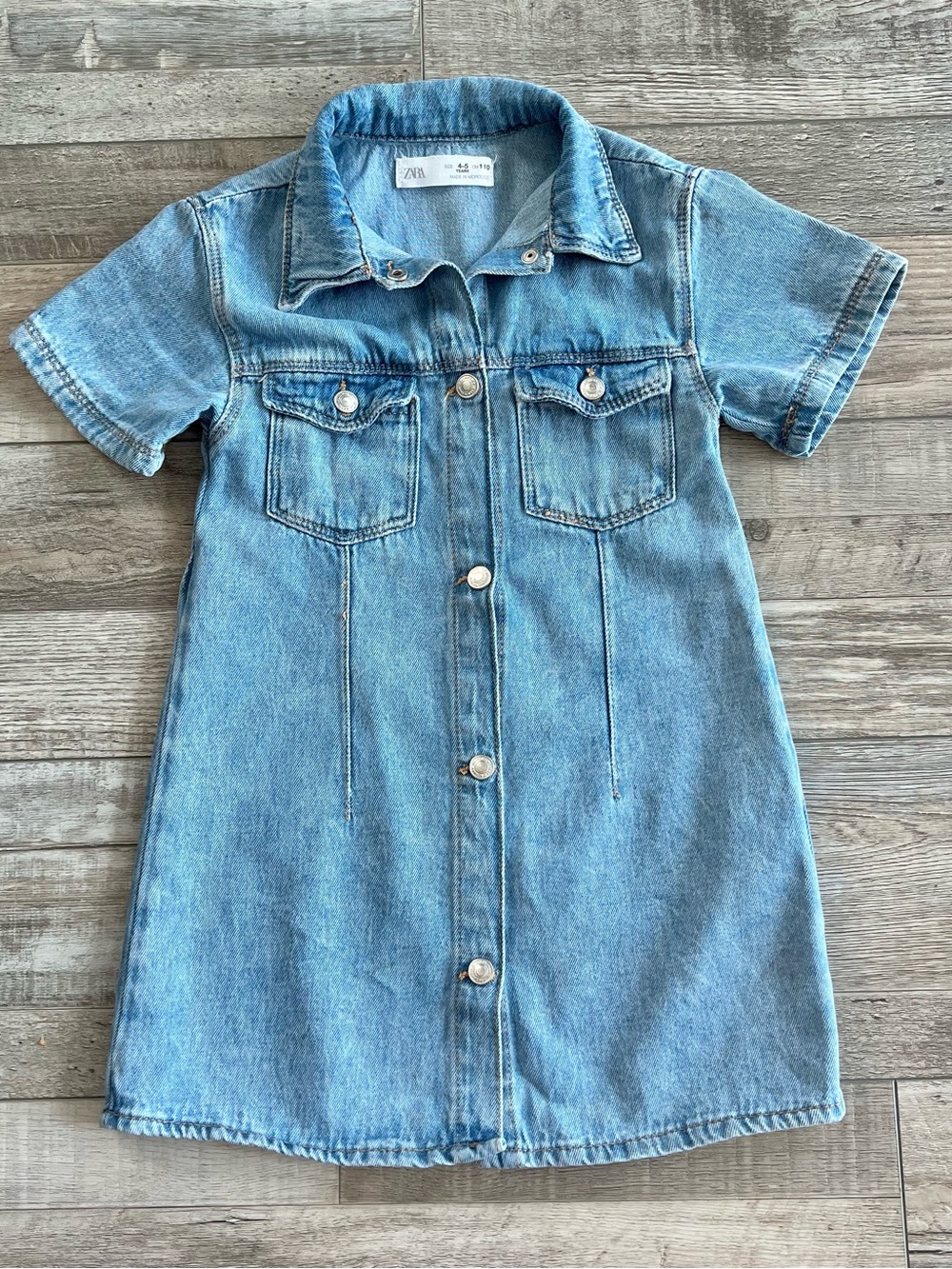 Zara Girls Jean Dress Size 4-5- Snap Button Flaw